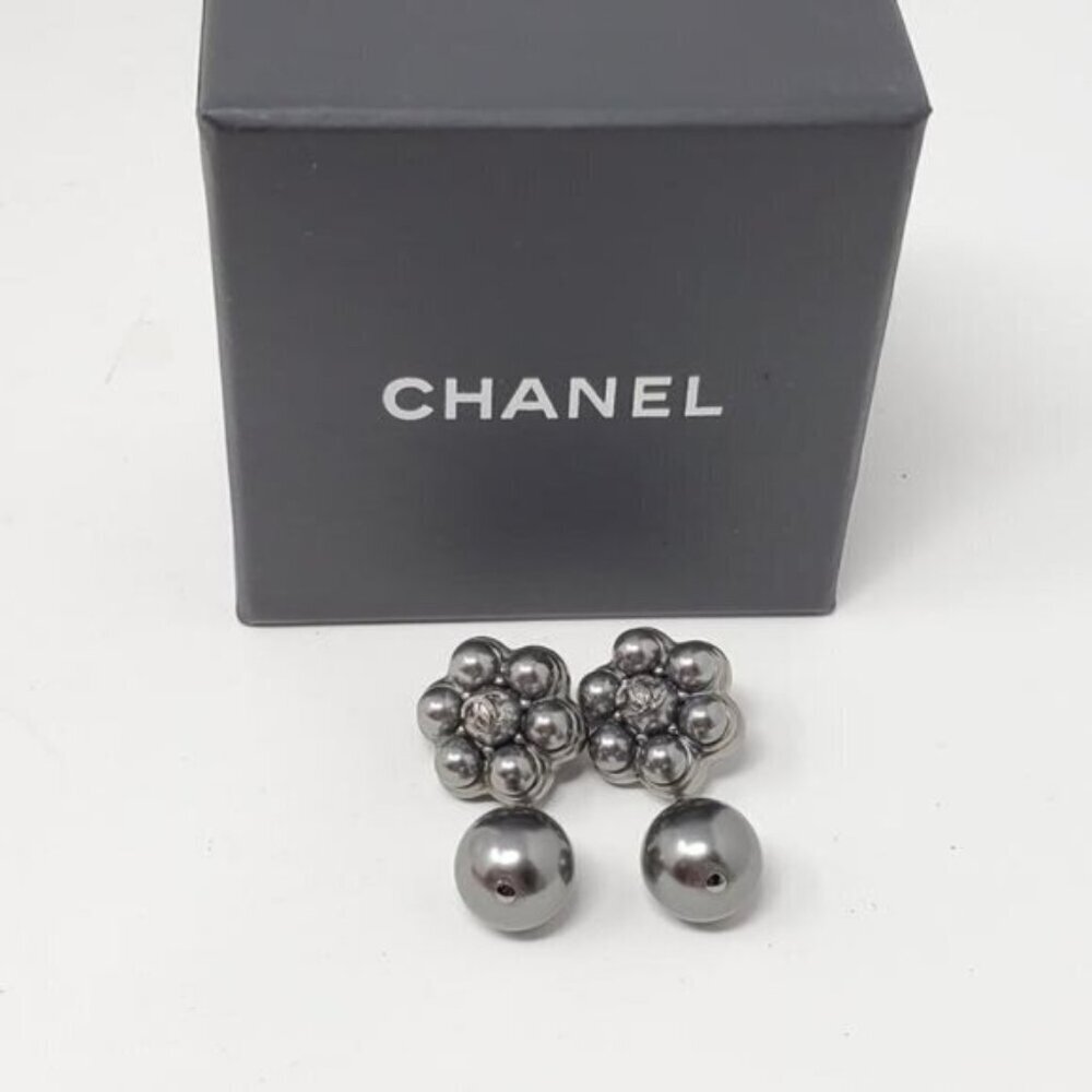 CHANEL Dark Grey CC Pearl Stud Earrings 370-102525 - Picture 10 of 11